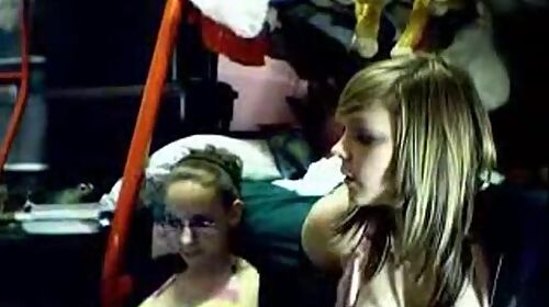 2 college girl s get naked on stickam