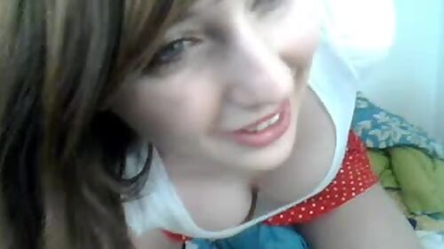 Nasty teen 18+ lenorah fucking her pussy with a comb